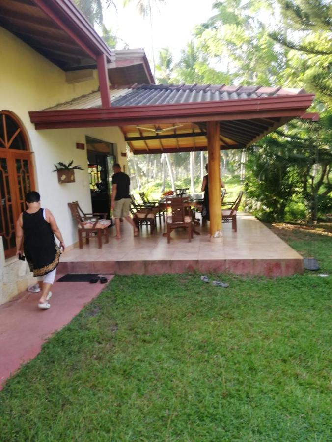 Zum Deutschen Bed & Breakfast Bentota Eksteriør bilde